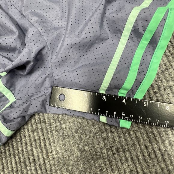 Adidas Running Shorts Womens Large 12/14 Gray with‎ Green Side Stripes Athletic - Picture 10 of 10
